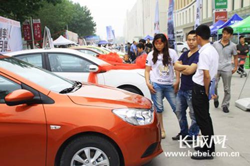 6月份河北汽车消费显著回升 汽车类商品实现零售额126.2亿元