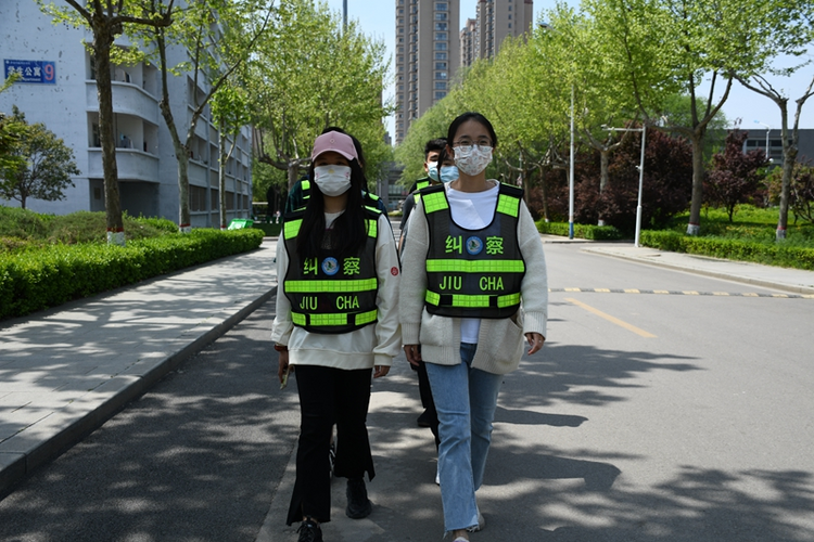 【原创】枣庄科技职业学院“五色光”青年先锋队在校园防疫工作一线闪耀_fororder_图片2