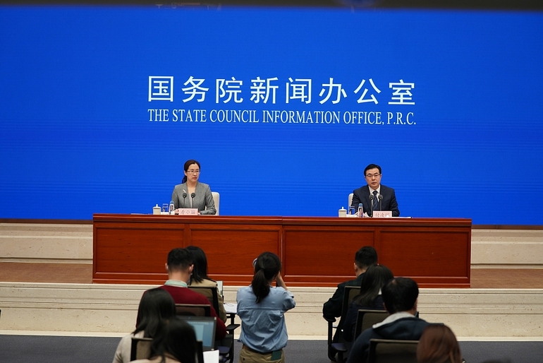 Shanghai ve diğer yerlerdeki salgın durumu Çin’in ekonomik büyüme hedefini etkileyecek mi?_fororder_VCG111378045499