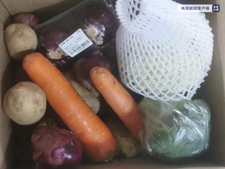 楼内物物交换 上海一小区邻里之间积极互助