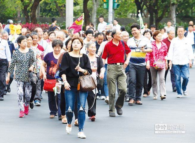 台湾旅游业者打脸新南向政策：无法弥补失去的陆客