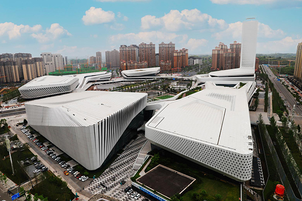 “城市15分钟 农村30分钟” 这个圈圈出简阳市民幸福感_fororder_大运会跳水、柔道比赛举办地——简阳市文化体育中心（摄影--鄢伟）