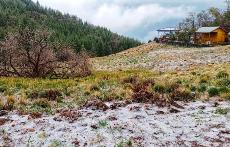 河北平山：冬与夏在这里相遇