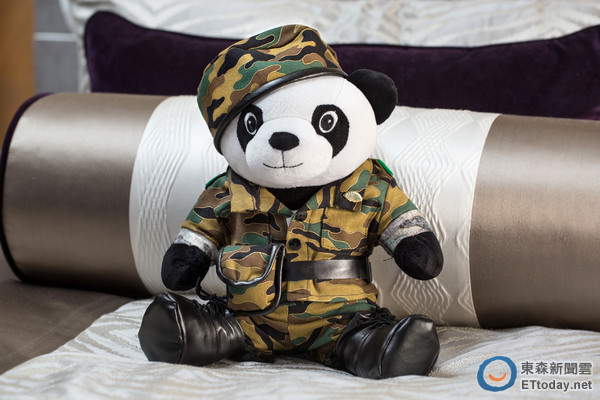 专属公仔浴袍！宋仲基访台12万一晚套房曝光