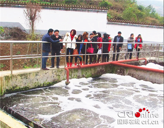 已过审【环保视点 要闻标题摘要】巫山河长决心治理官渡河 “母亲河”由浊变清