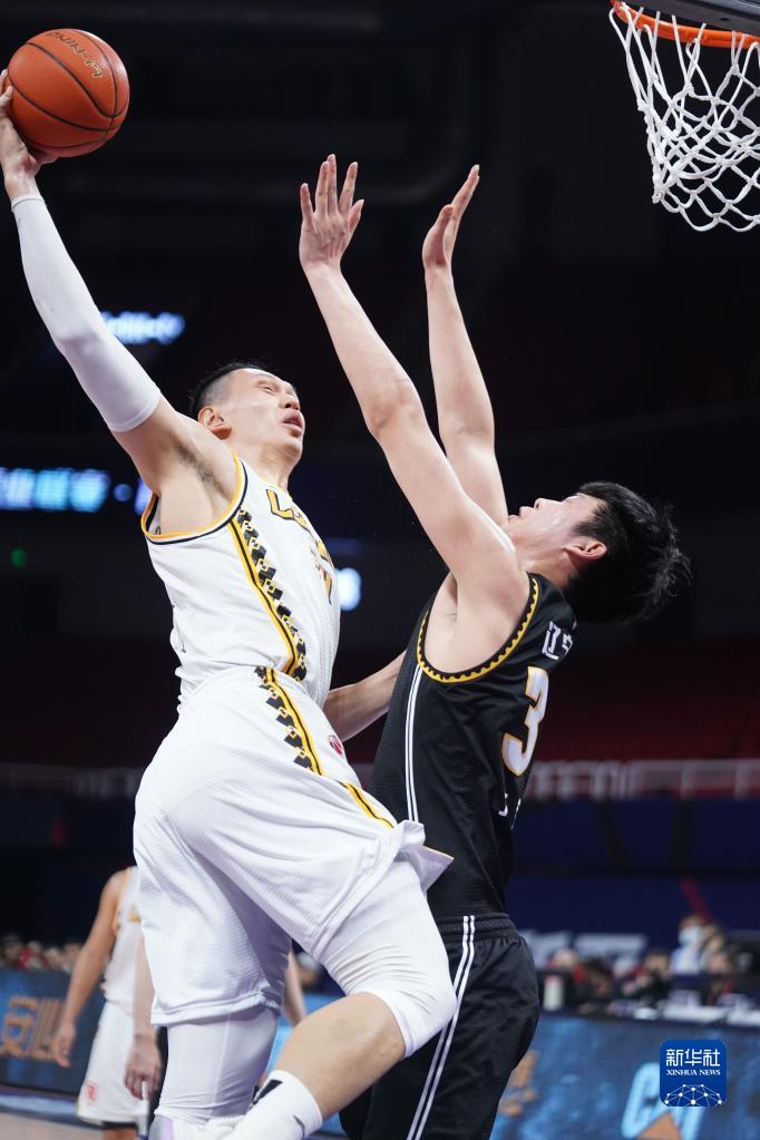 CBA总决赛：辽宁本钢夺冠