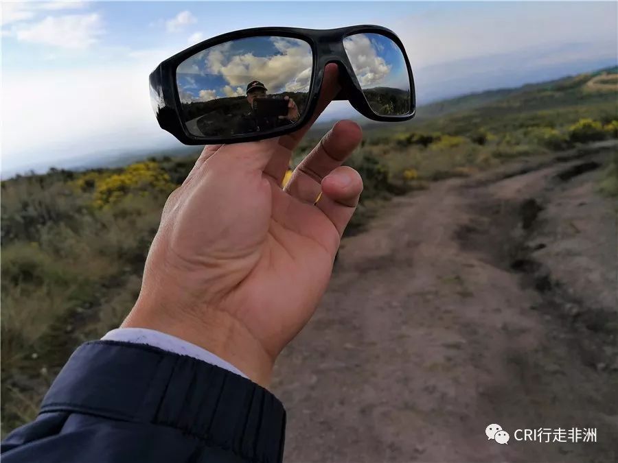 一次近乎鲁莽的攀爬非洲神山之旅
