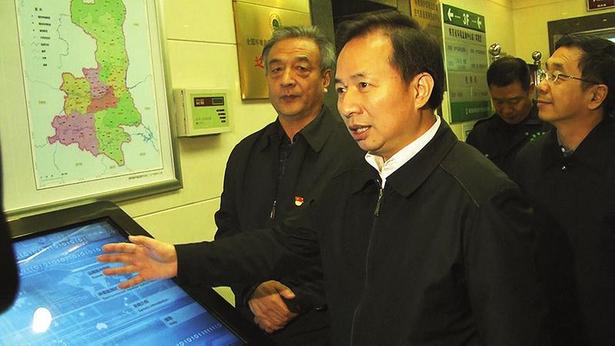为进一步做好秋冬季大气污染防治工作,11月2日,陕西省环保厅召开新闻