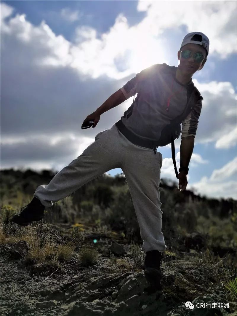 一次近乎鲁莽的攀爬非洲神山之旅