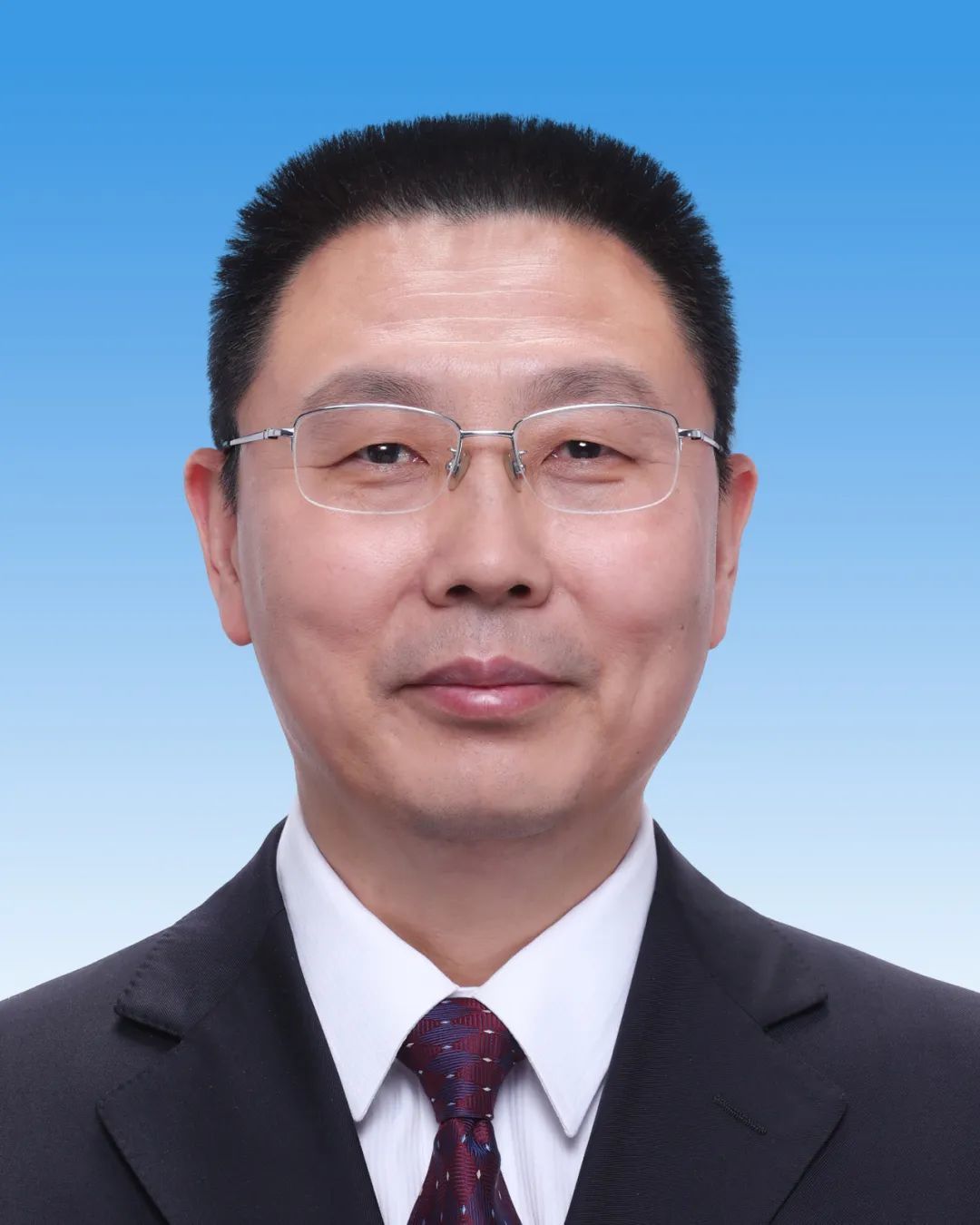 （转载）中共成都市第十四届委员会常委简历（附照片）