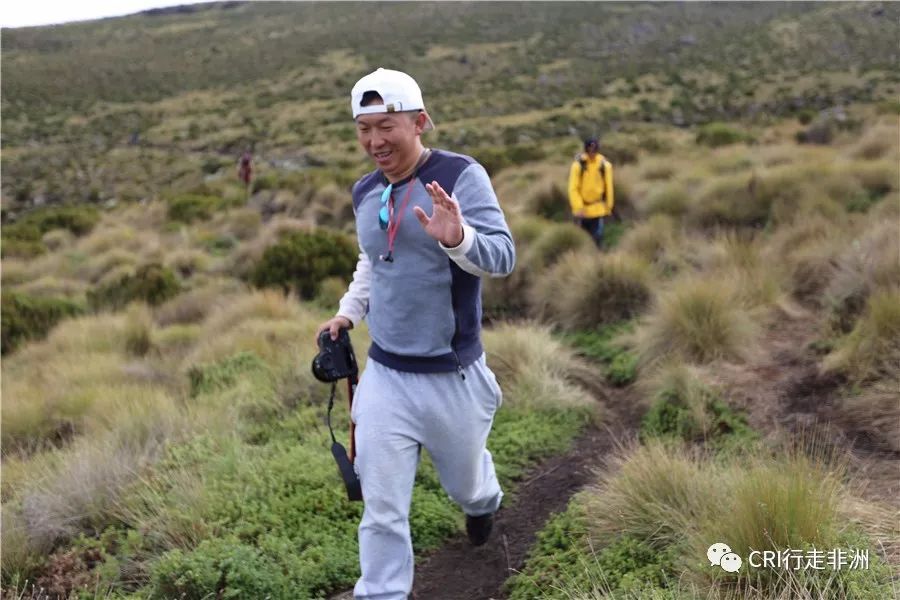 一次近乎鲁莽的攀爬非洲神山之旅