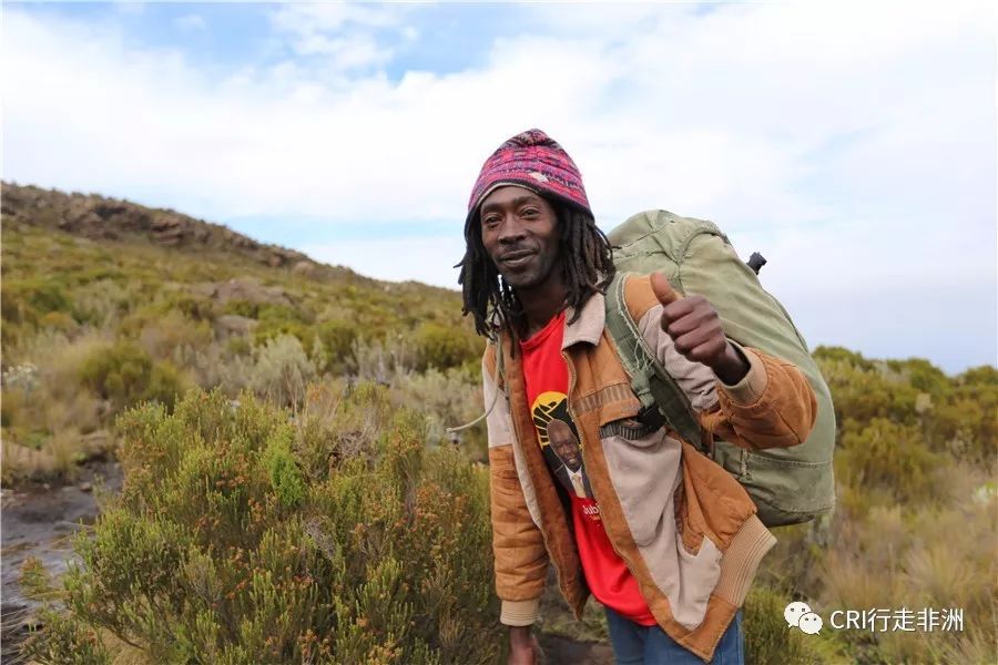 一次近乎鲁莽的攀爬非洲神山之旅