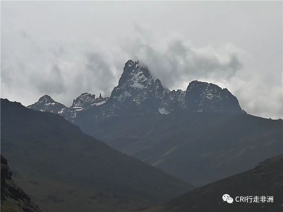 一次近乎鲁莽的攀爬非洲神山之旅