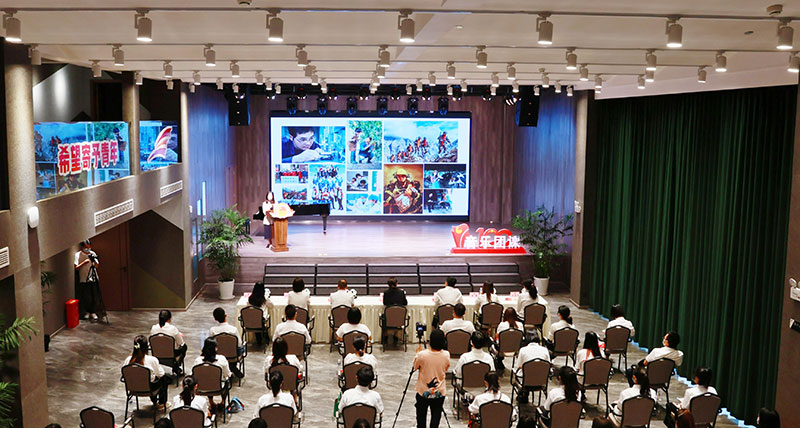 音乐传递力量，团课坚定信仰——雅安市“喜迎二十大 永远跟党走 奋进新征程”主题音乐团课开课_fororder_音乐团课现场--供图-雅安市委宣传部