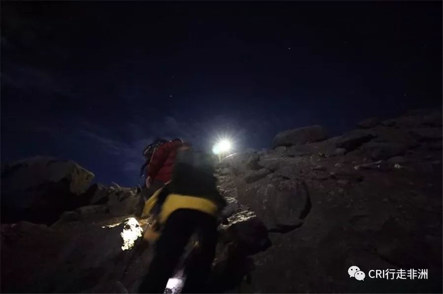 一次近乎鲁莽的攀爬非洲神山之旅