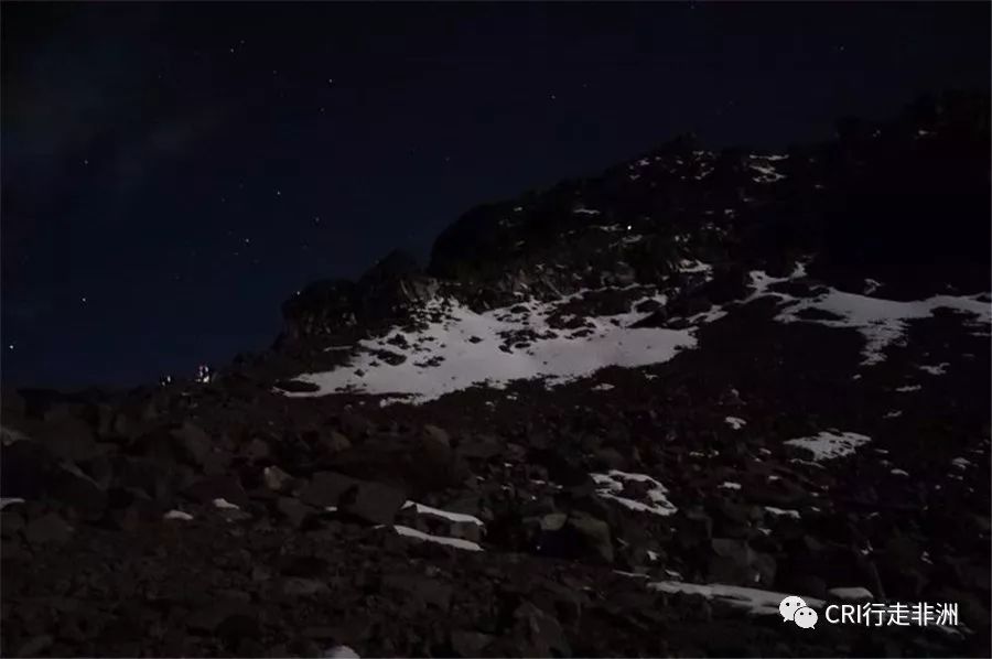 一次近乎鲁莽的攀爬非洲神山之旅