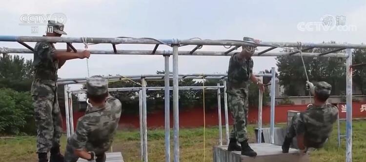 奋斗者·正青春 | “拼命三郎”从普通一兵到“空突尖兵”华丽转身