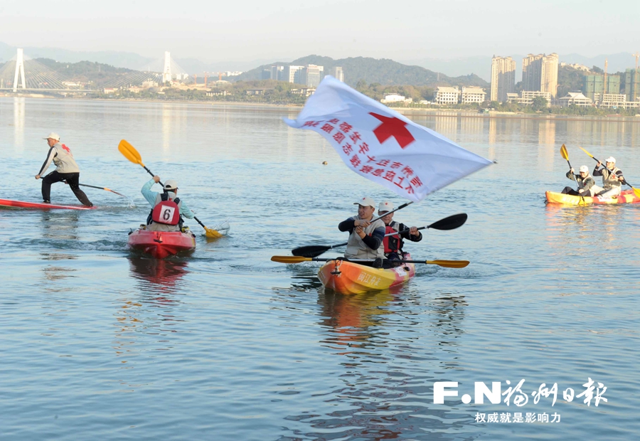 【高清图5】【滚动新闻】【地市 福州】 乌龙江畔新添水上救援队