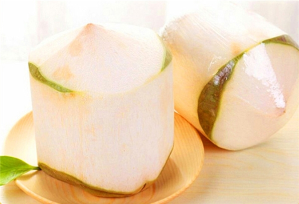 “本来生活”椰青大果 让舌头提前过夏天