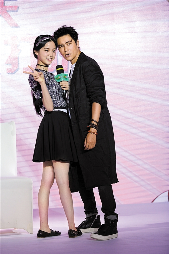 欧阳娜娜:演哭戏要一整天,羡慕桂纶镁30秒就能哭