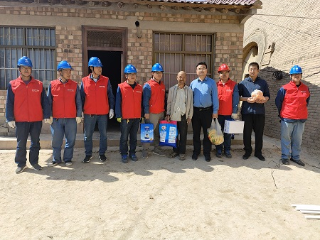 电力“红马甲”展现新作为_fororder_图片13