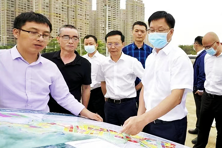 莆田荔城区委书记张福清深入新度镇调研重点项目_fororder_微信图片_20220510152156