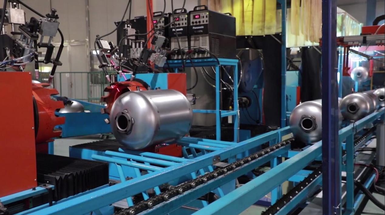 54.8万人在线观看 空气能十大品牌四季沐歌财富云峰会再上线