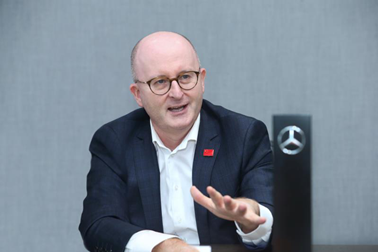 汽车频道【7月23日】【中首列表】杨铭：专注自身优势 奔驰期待与中国市场同行