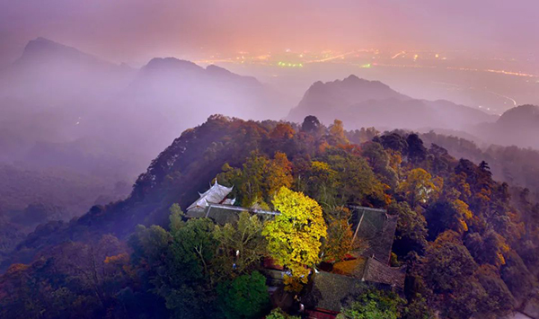 奏响世界级休闲旅游胜地新乐章