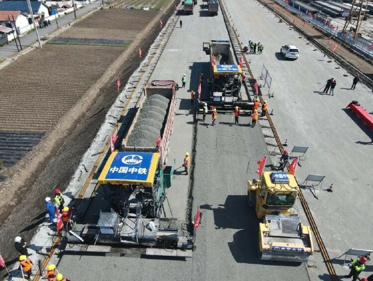 吉林省28个公路建设项目和7个续建高速公路项目全部复工复产