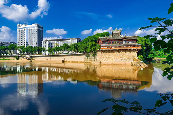 Hi，自貢！｜打造獨具特色公園城市 推動自貢老工業城市轉型升級_fororder_6美麗的釜溪河畔（攝影-廖志全）