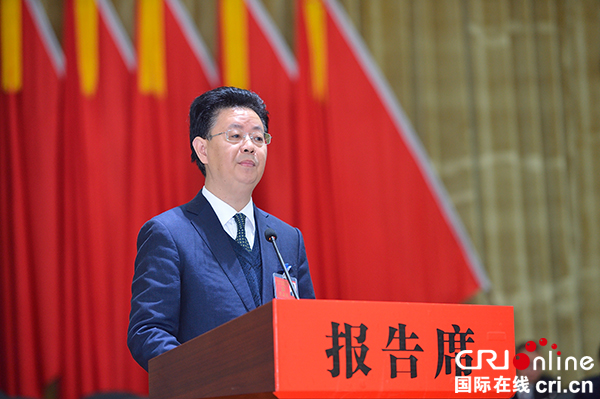 图片默认标题_fororder_1大会听取大安区委书记张昭国代表区委作工作