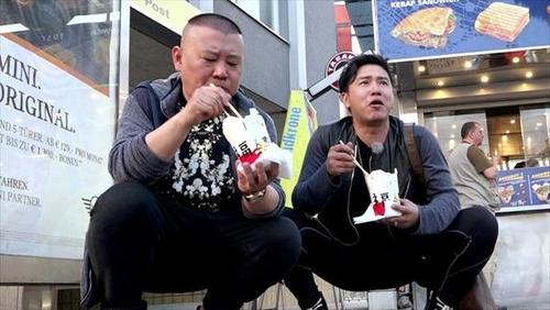 《花样男团》郭德纲收欧弟为徒 赐名欧阳隆基