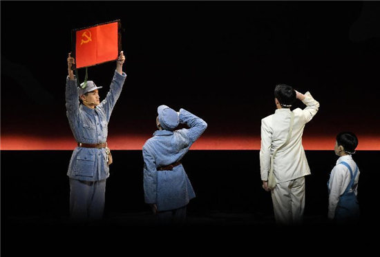 （急稿）争做强国少年 儿童剧《新安旅行团》成功在淮安市首演_fororder_4