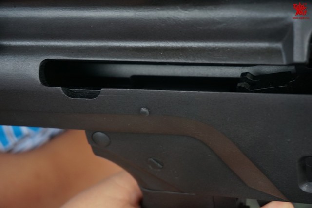 細看國産10式大口徑狙擊步槍