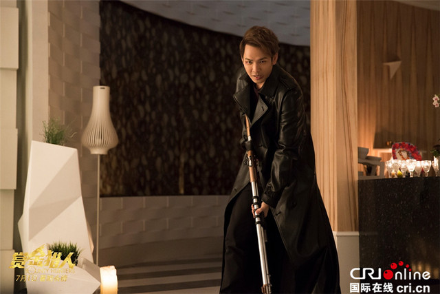 《赏金猎人》成下半年首部跻身“亿元俱乐部”国产影片