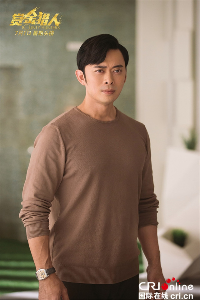 《赏金猎人》成下半年首部跻身“亿元俱乐部”国产影片