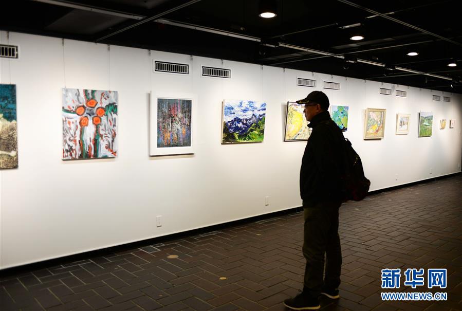 “和——當代中國小幅油畫展”在東京舉行