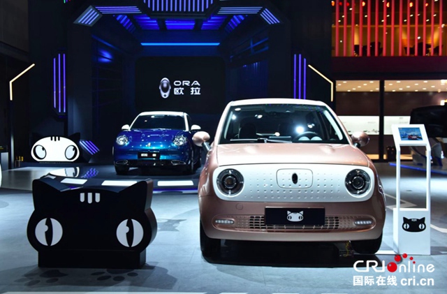 汽车频道【供稿】【资讯列表】欧拉R1变身欧拉黑猫 21项升级6.98万元起