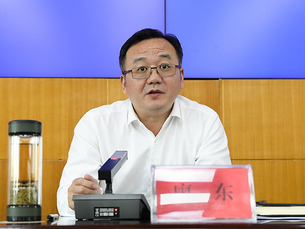 城乡环境综合治理工作落实到最小单元_fororder_沿滩区委副书记,区长