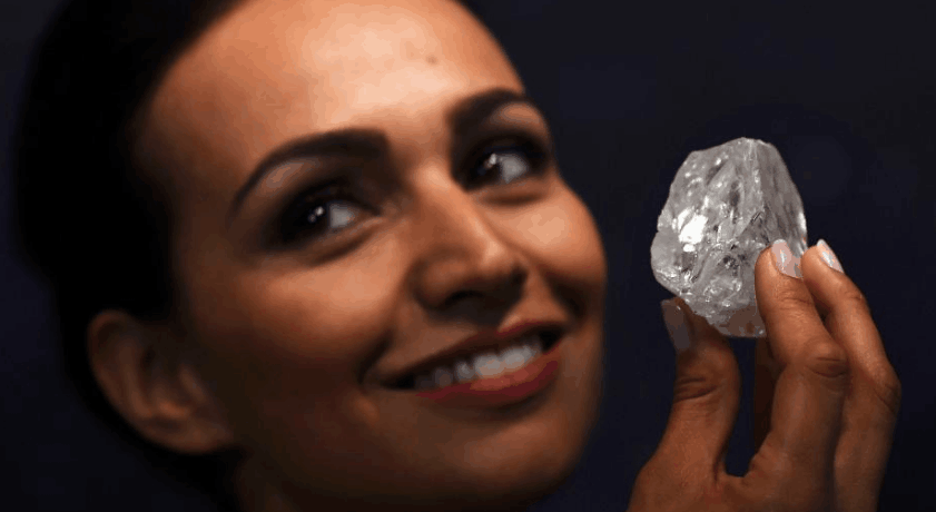 世界第二大鑽石在倫敦拍賣 遺憾未能售出