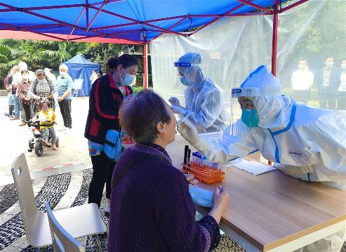 核酸檢測演練現場供圖 德陽旌陽區委宣傳部劉光強強調,各地各部門要