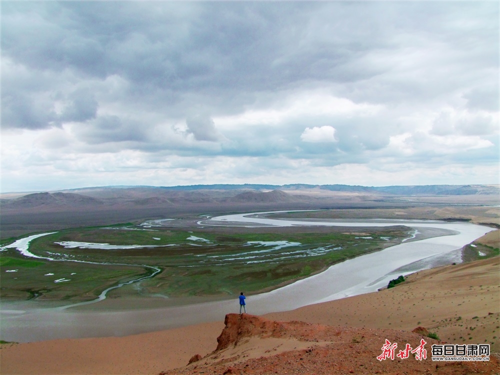 【文旅焦点图】大漠戈壁间有一幅天然太极图 金塔县弱水环流景区等你来_fororder_4