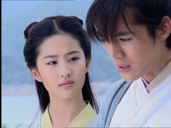 心如刀歌！胡歌8度为《仙剑》CP登热搜