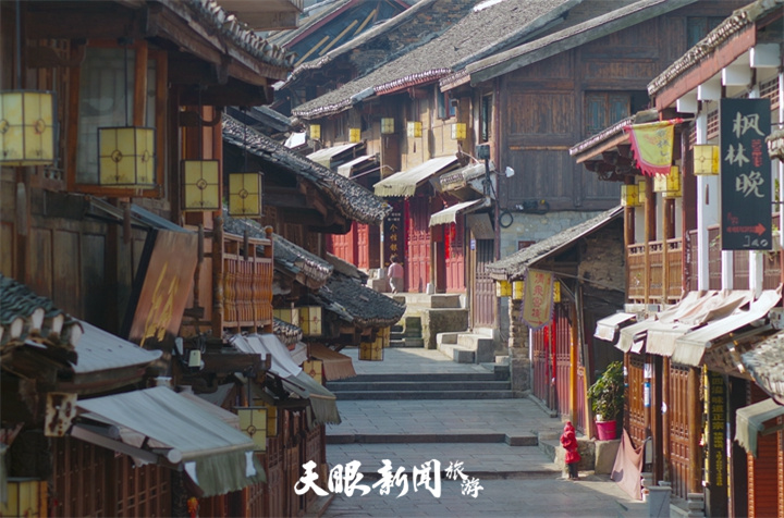 贵阳花溪：繁花似锦 溪水长流