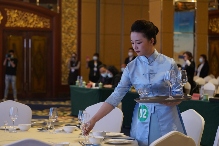 高手云集内蒙古旅游饭店服务技能大赛异彩纷呈