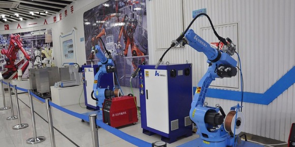 “金融撬动市场”助力重庆两江新区机器人产业站上“风口”