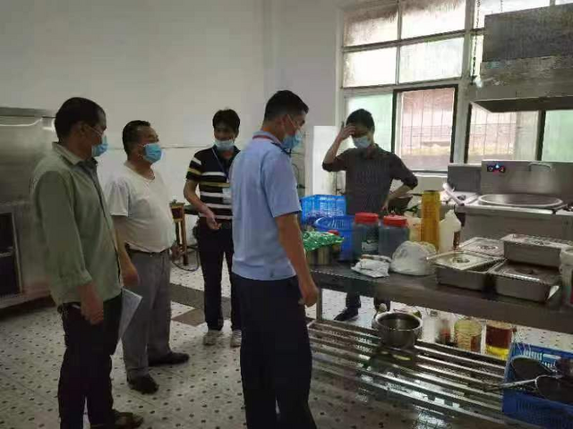 守护居民舌尖上的健康——南昌县蒋巷镇开展食品安全专项督查抽检_fororder_图片2