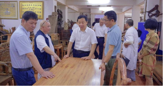 省沉香协会与屯昌县沉香产业共谋发展