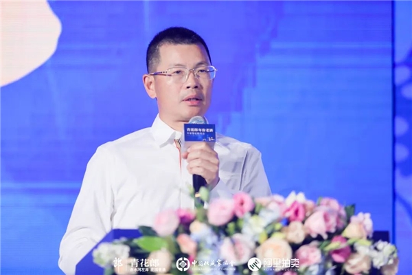 毕13年于一役的郎酒庄园 对青花郎价值拉升有多大